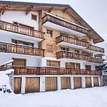 Stem 2 By Interhome
