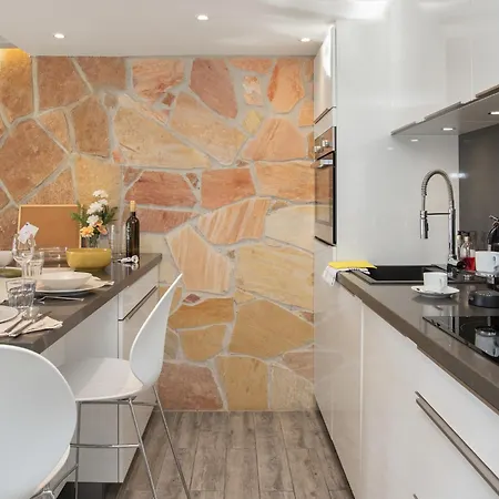 Stem 2 By Interhome