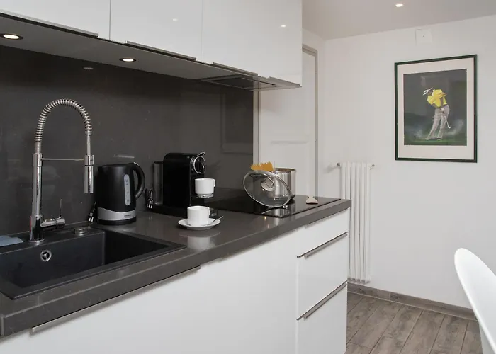 Stem 2 By Interhome